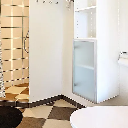 6 Person In Hvide Sande-by Traum *